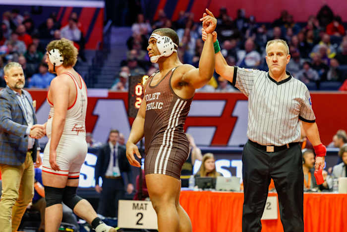 Illinois state wrestling championships February 18 2023 Nate Latsch 15387